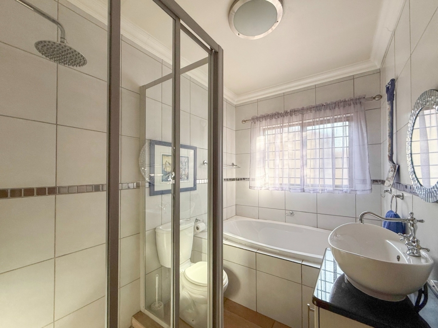 3 Bedroom Property for Sale in Melodie North West
